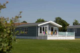 Blue Grey Holiday Home (1)