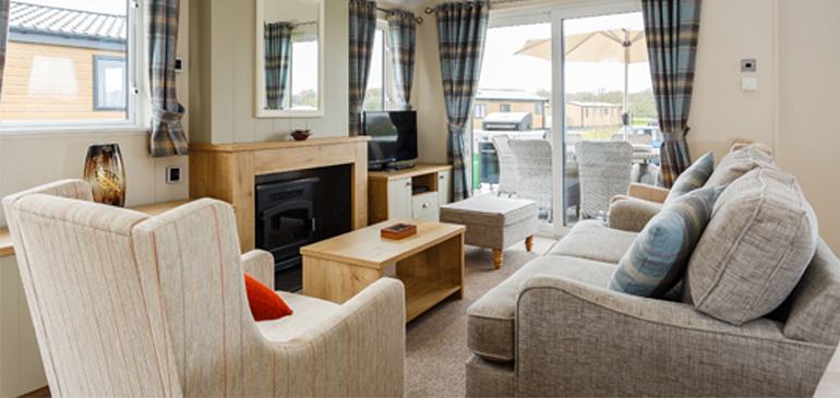Cedar Lounge